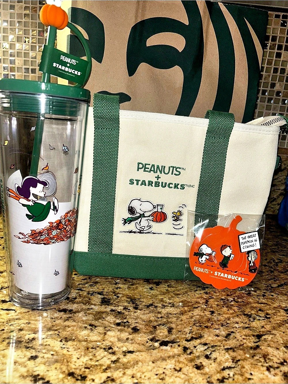 Starbucks Peanuts Starbucks tote and pin set & Peanuts Tumbler Set